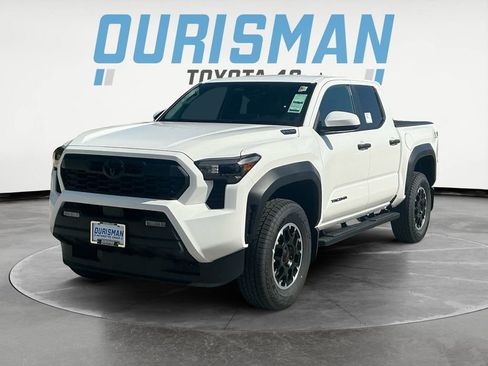 New 2026 Toyota Tacoma TRD Off-Road AWD/4WD image 3