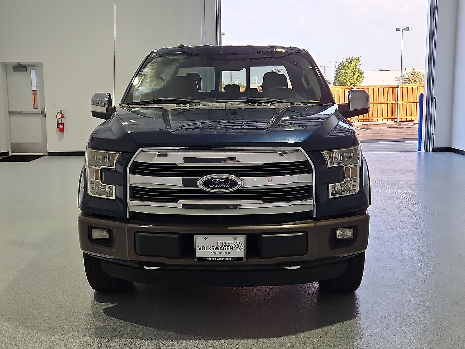 Used 2016 Ford F150 Lariat AWD/4WD image 3