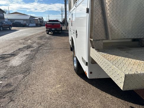 Used 2012 Ford F450 XL image 32