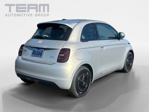New 2025 FIAT 500 e FWD image 7