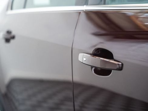 Used 2017 Buick Regal GS FWD image 18