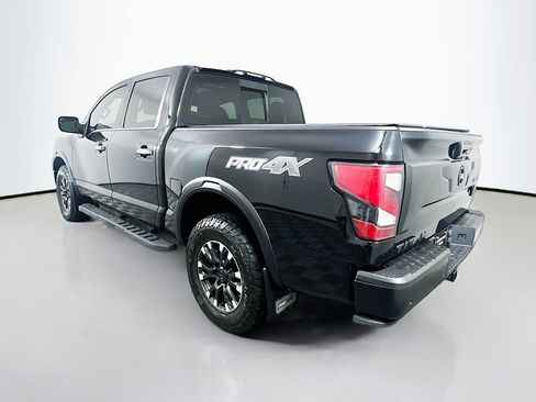 Used 2021 Nissan Titan PRO-4X w/ Pro-4x Convenience Package image 7