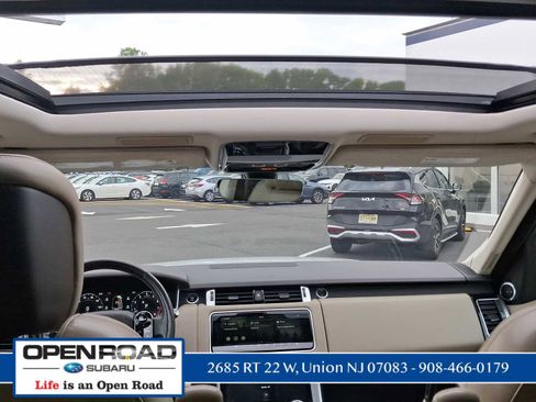 Used 2020 Land Rover Range Rover Sport HSE AWD/4WD image 16