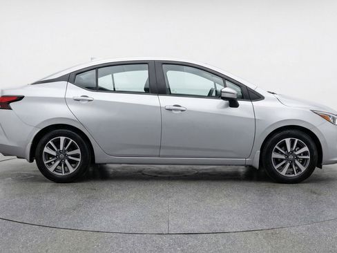 Used 2025 Nissan Versa SV FWD image 11