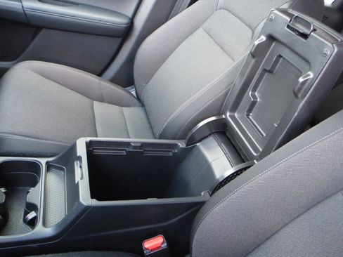 Used 2025 Honda CR-V EX image 18