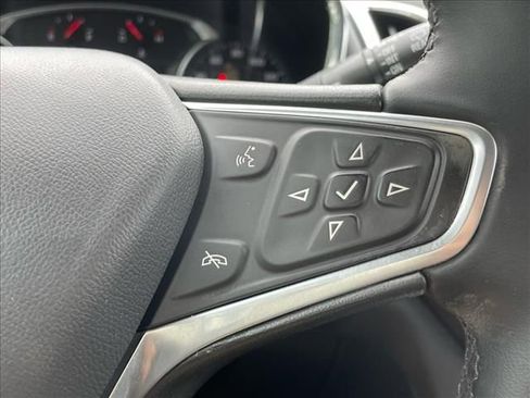 Used 2023 Chevrolet Equinox LT FWD image 21