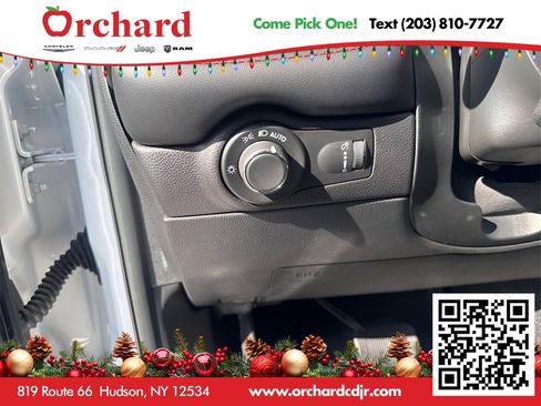 Used 2024 Dodge Durango R/T w/ Blacktop Package image 43