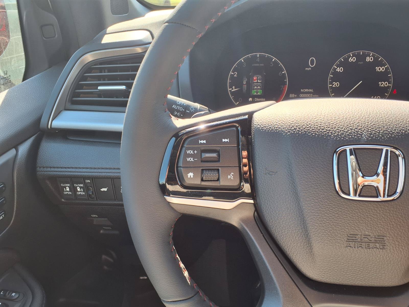 New 2026 Honda Odyssey Sport-L image 11
