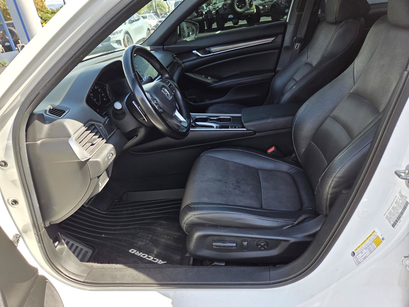 Used 2019 Honda Accord Sport image 10