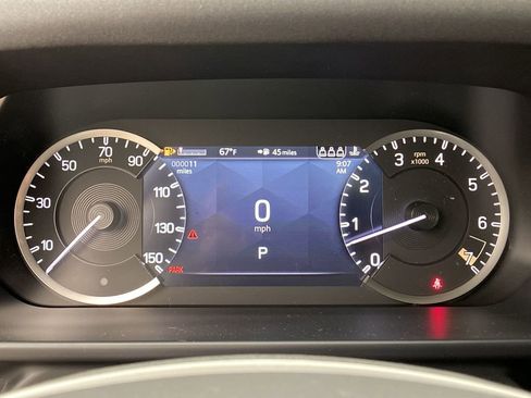 Certified 2023 Land Rover Defender 110 X-Dynamic SE image 13