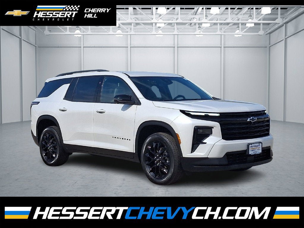 Certified 2024 Chevrolet Traverse LT w/ Midnight/Sport Edition FWD image 1