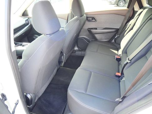 Used 2023 Nissan Rogue S AWD/4WD image 29