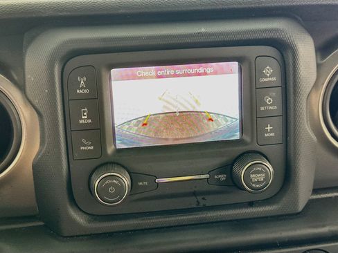 Used 2021 Jeep Wrangler Unlimited Sport AWD/4WD image 2