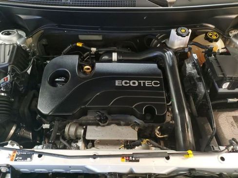 Used 2019 Chevrolet Equinox LT image 22