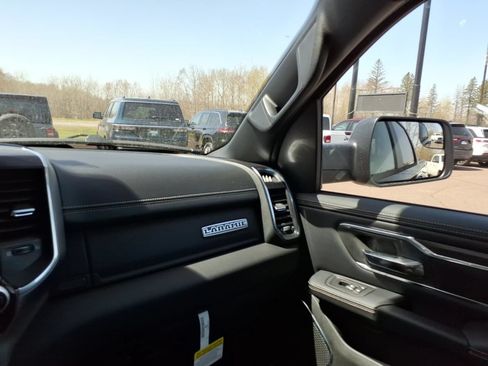 New 2026 RAM 1500 Laramie w/ Laramie Preferred Package AWD/4WD image 23