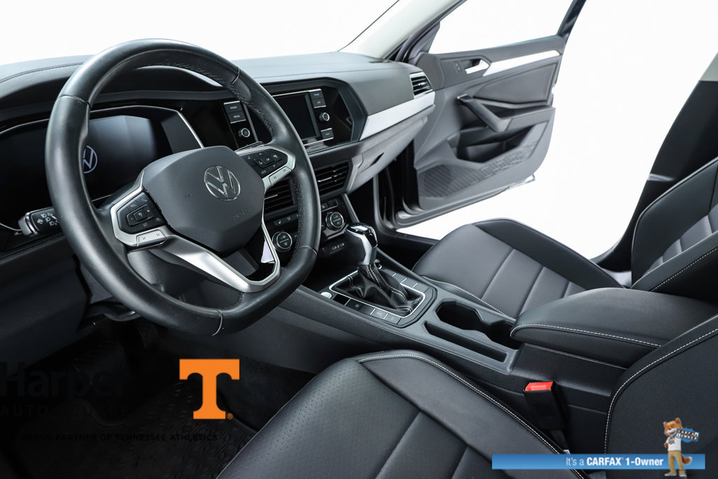 Used 2024 Volkswagen Jetta SE w/ Panoramic Sunroof Package FWD image 19