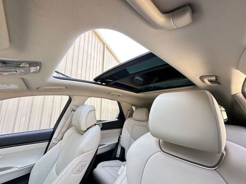 Used 2023 Genesis GV70 2.5T w/ Select Package image 31