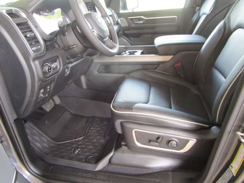 New 2026 RAM 1500 Laramie image 28