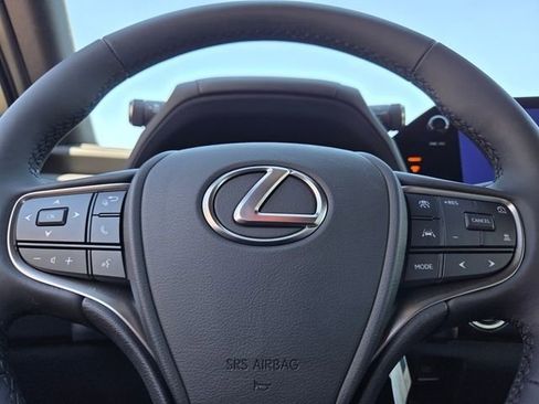 New 2026 Lexus UX 300h AWD image 30