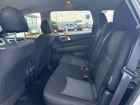 Used 2020 Nissan Pathfinder SV w/ Cargo Package FWD image 8