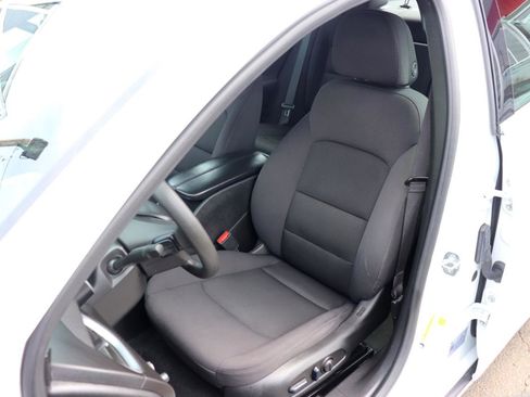 Used 2024 Chevrolet Malibu LT image 11