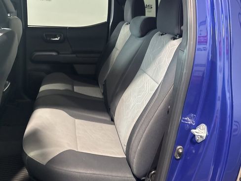 Used 2023 Toyota Tacoma TRD Sport image 31