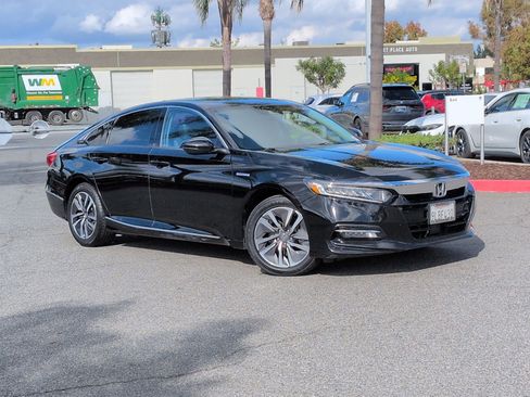 Used 2020 Honda Accord EX-L image 2