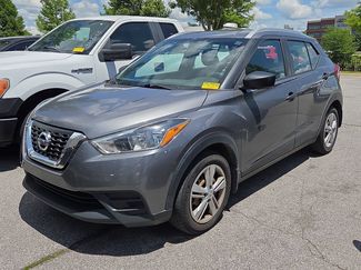 Used 2019 Nissan Kicks S FWD video 2