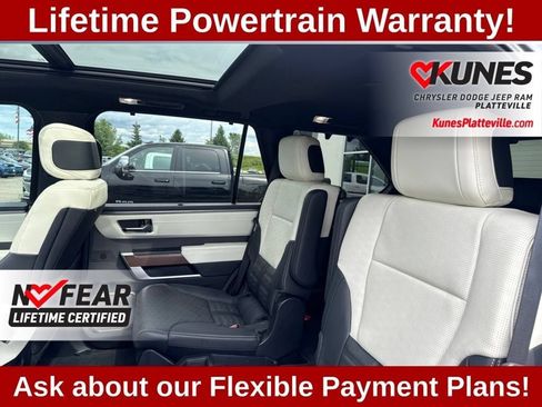 Used 2024 Toyota Sequoia Capstone AWD/4WD image 19