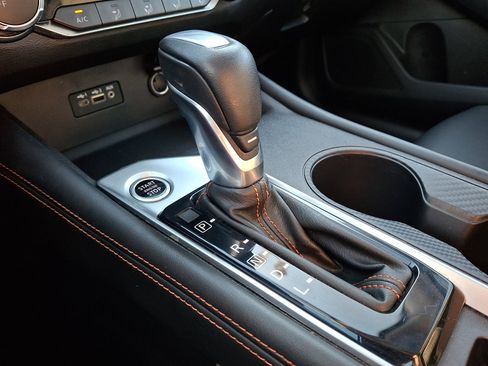 Used 2019 Nissan Altima 2.5 SR w/ SR Premium Package image 15