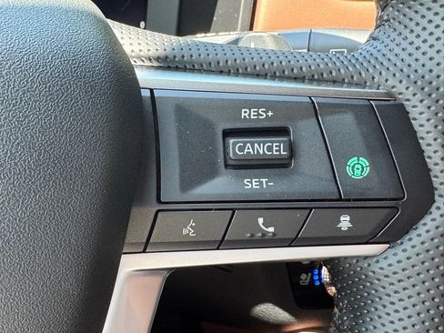 New 2025 Mitsubishi Outlander SEL image 30