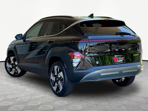 Used 2024 Hyundai Kona Limited AWD/4WD image 4