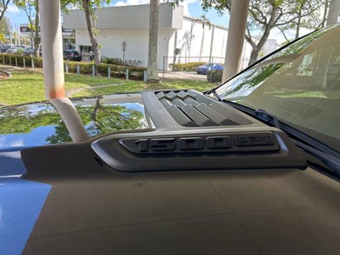 Used 2020 RAM 1500 Laramie image 15