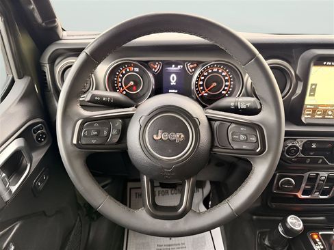 Used 2023 Jeep Gladiator Sport AWD/4WD image 24