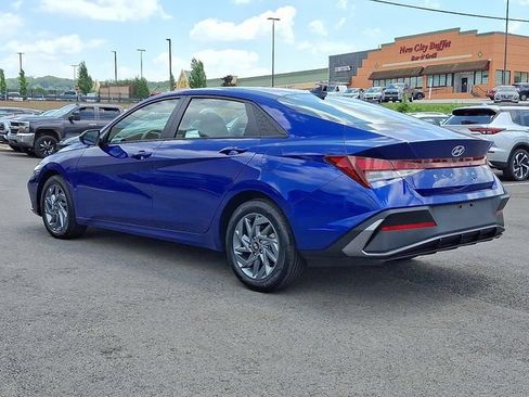 Certified 2024 Hyundai Elantra SEL FWD image 4