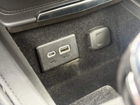 Certified 2023 Cadillac XT4 Premium Luxury image 25