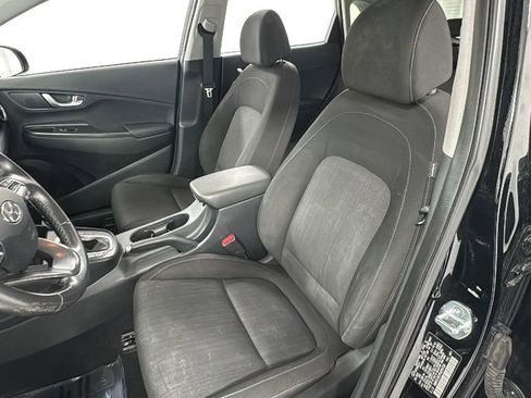 Used 2023 Hyundai Kona SEL w/ Convenience Package image 10