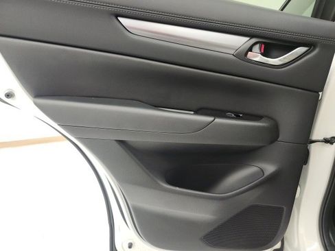 Used 2020 MAZDA CX-5 Touring image 9