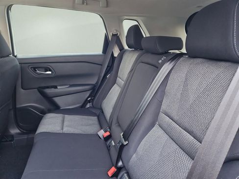 New 2026 Nissan Rogue SV w/ Cold Weather Package AWD/4WD image 18