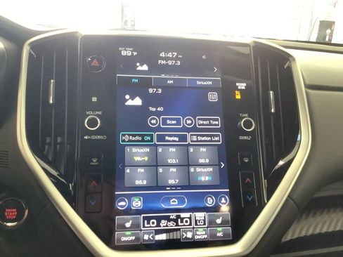 Used 2025 Subaru Ascent Premium image 8