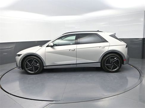 New 2026 Hyundai Ioniq 5 Limited image 5