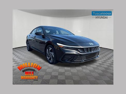 Used 2025 Hyundai Elantra Sport FWD image 1