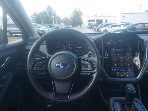 Certified 2025 Subaru Crosstrek 2.5i Limited AWD/4WD image 10