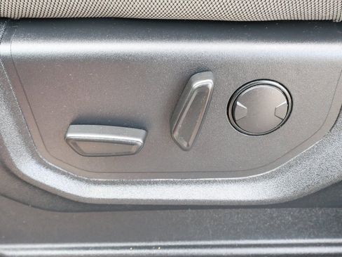 Used 2019 Ford F150 XLT w/ Equipment Group 302A Luxury image 13