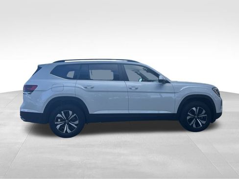 New 2026 Volkswagen Atlas SE image 6