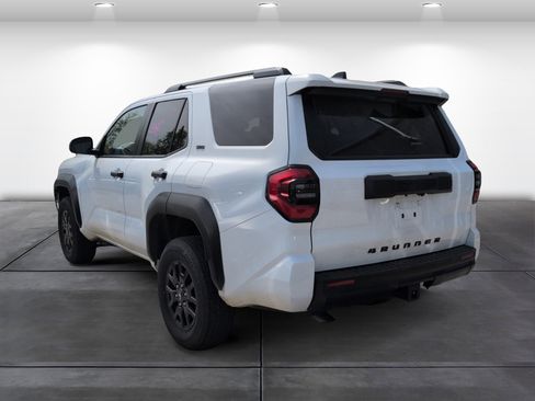 Used 2025 Toyota 4Runner SR5 image 3