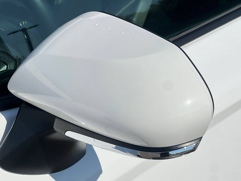 Used 2025 Toyota Camry SE FWD image 54