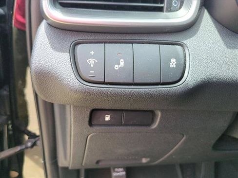 Used 2019 Kia Sorento FWD image 13