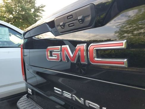 Used 2023 GMC Sierra 1500 Denali w/ Denali Reserve Package image 6