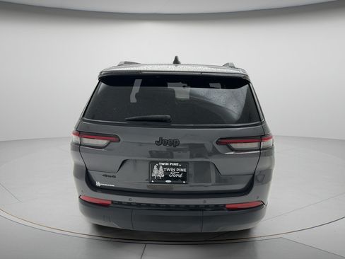 Used 2023 Jeep Grand Cherokee L Laredo AWD/4WD image 4
